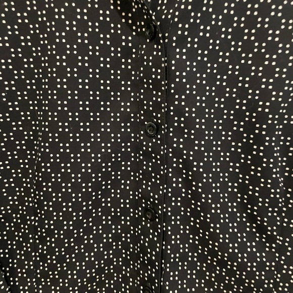 Chico’s No Iron Black Button Up Blouse - Picture 2 of 5